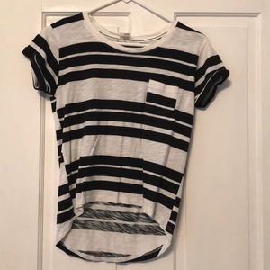 Short sleeve striped shirt with front pocket